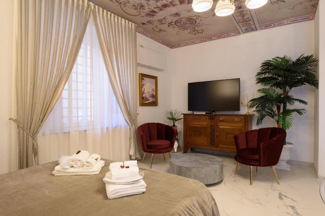Domus Nannini Spa - L' Arco Di Matteotti シエーナ エクステリア 写真